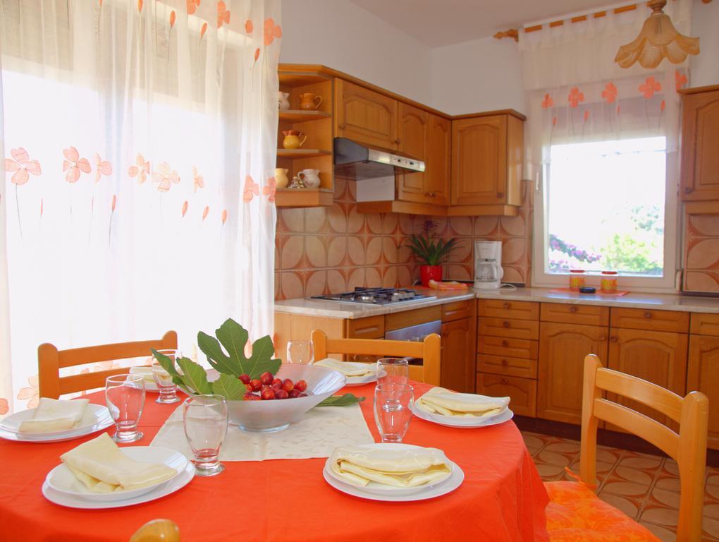 Apartment Taja Ližnjan Rom bilde
