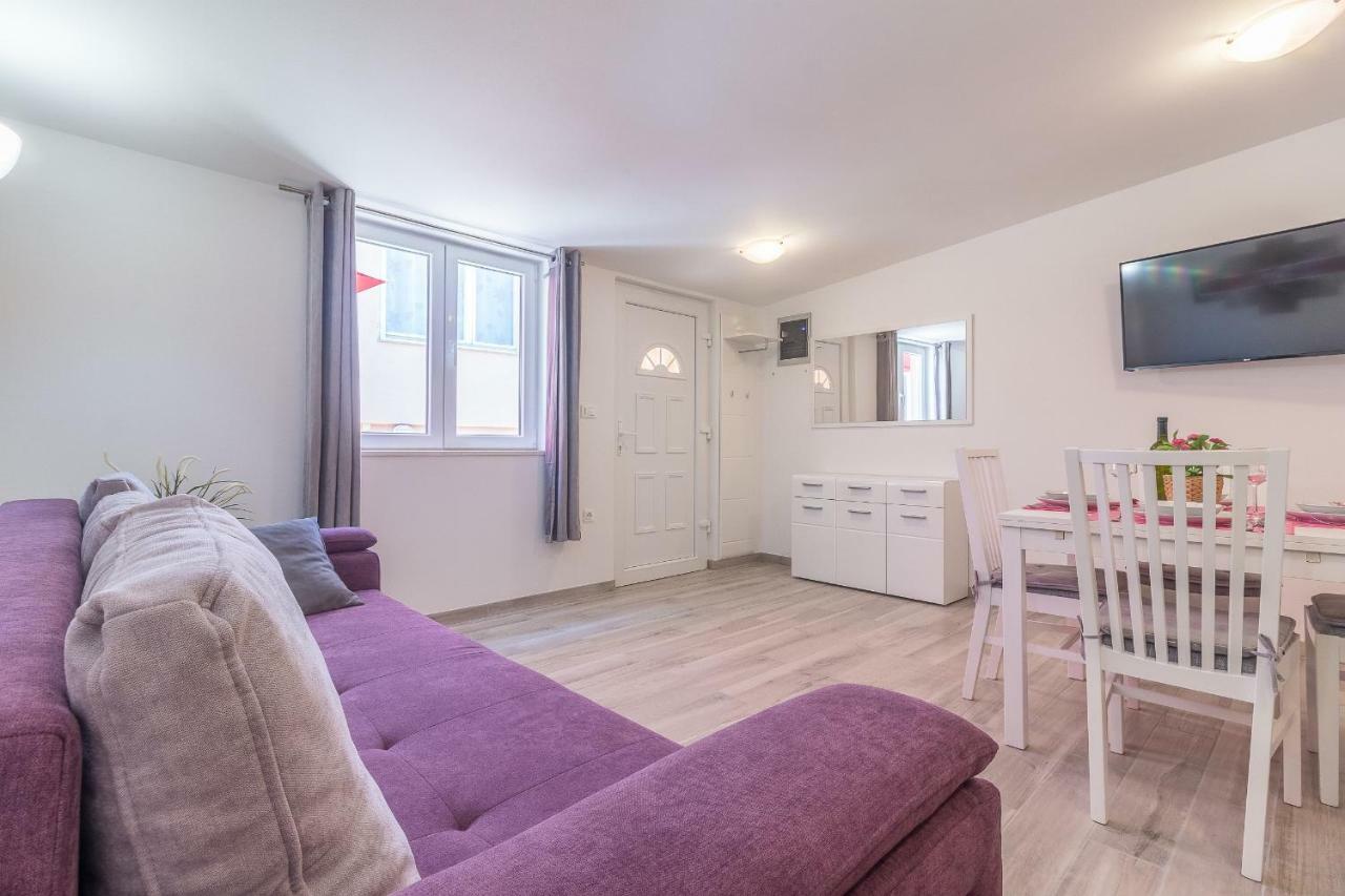 Apartment Taja Ližnjan Eksteriør bilde