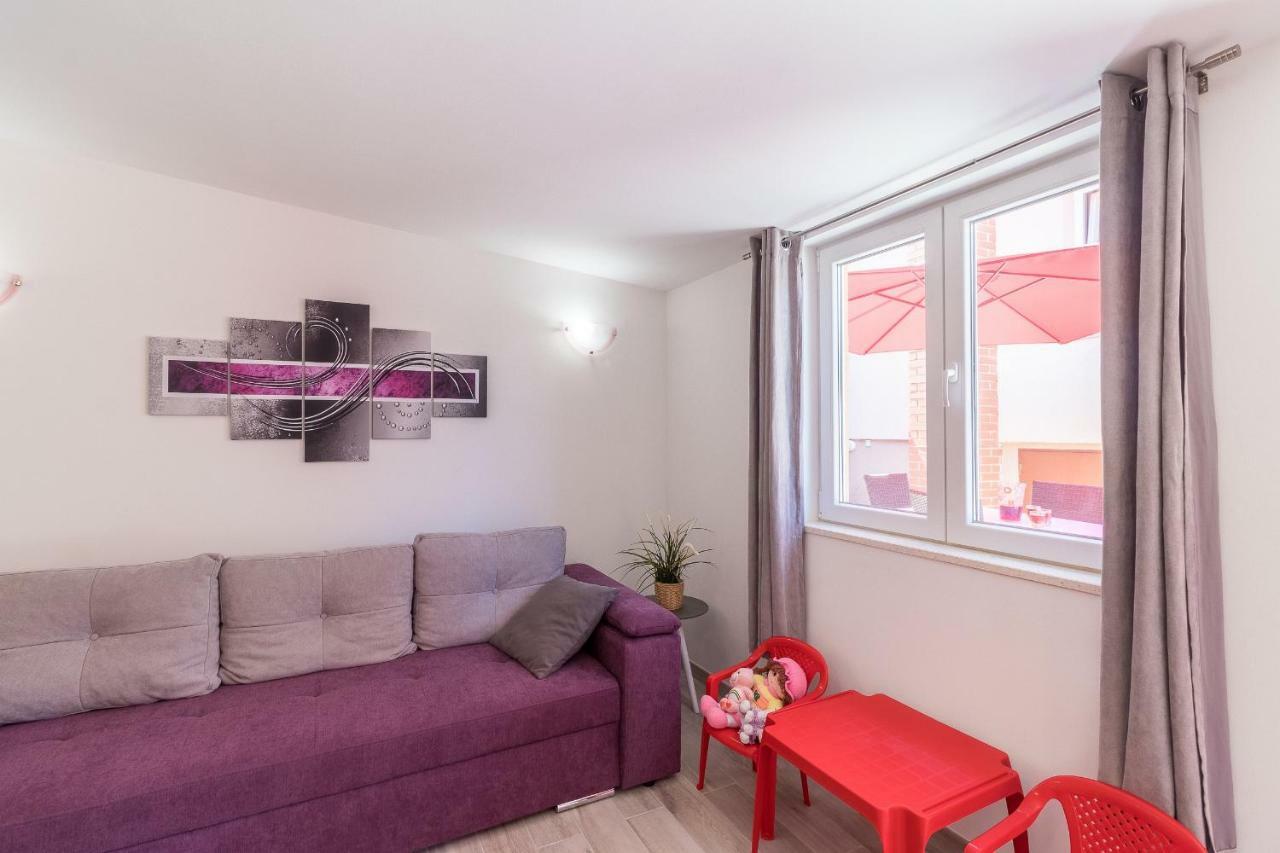 Apartment Taja Ližnjan Eksteriør bilde
