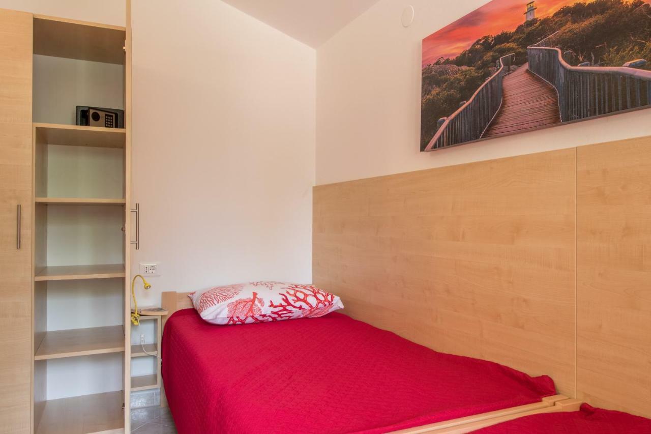 Apartment Taja Ližnjan Eksteriør bilde