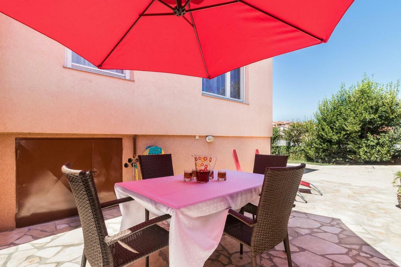 Apartment Taja Ližnjan Eksteriør bilde